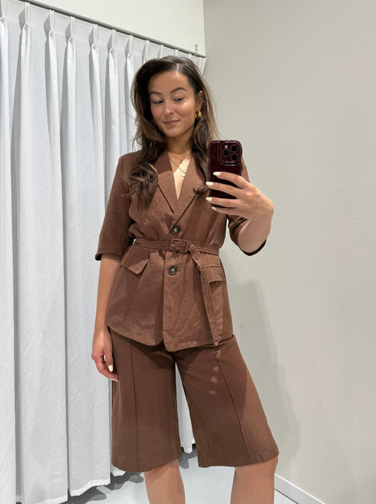 AMEL SET BROWN